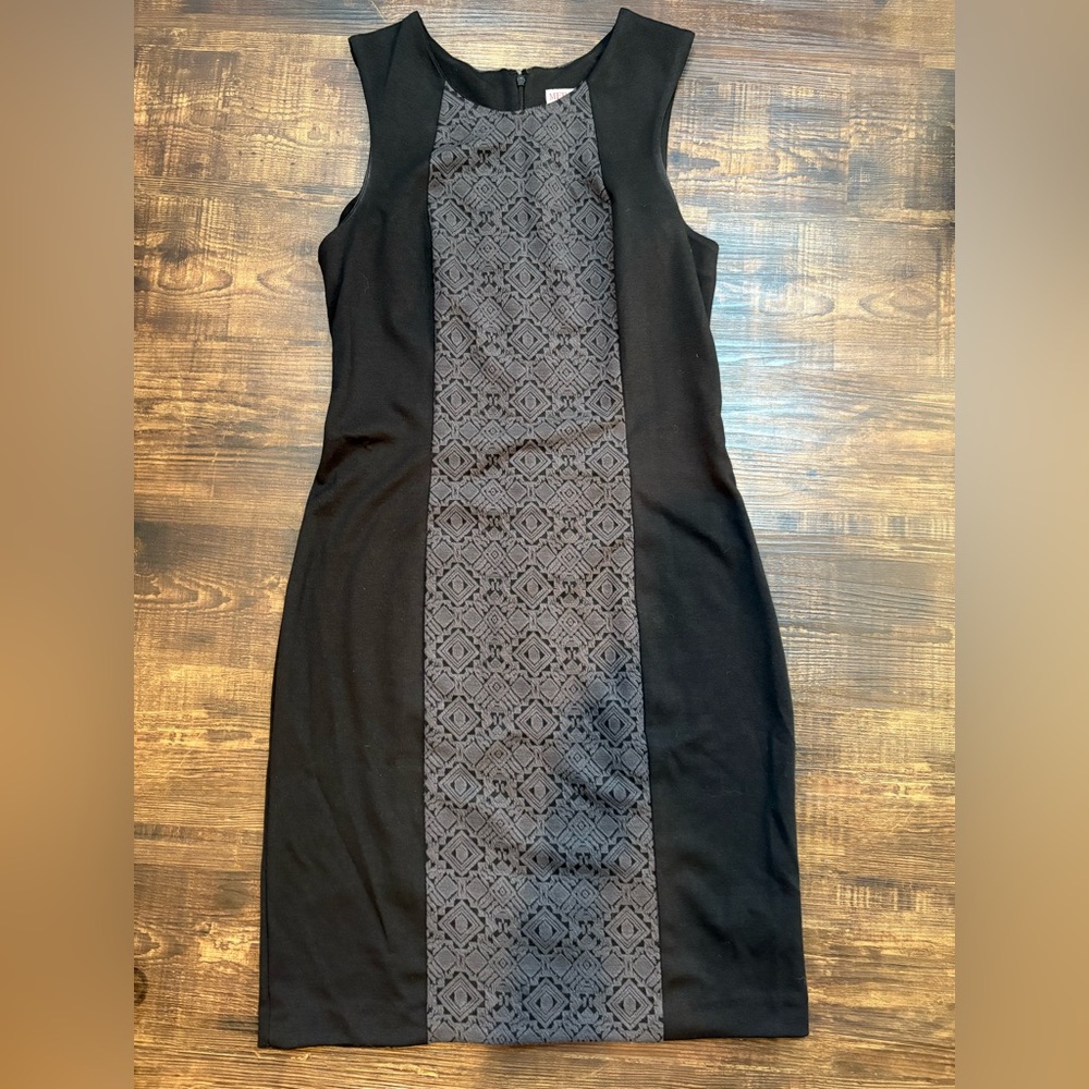 Merona Black and Gray Geometric Midi Dress